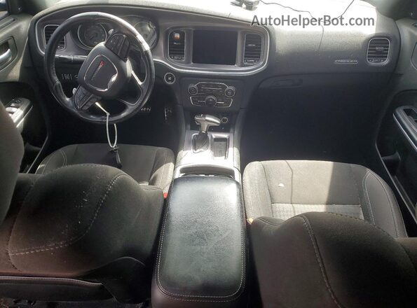 2C3CDXJG4KH757900 2019 DODGE CHARGER Красный Вид панели приборов