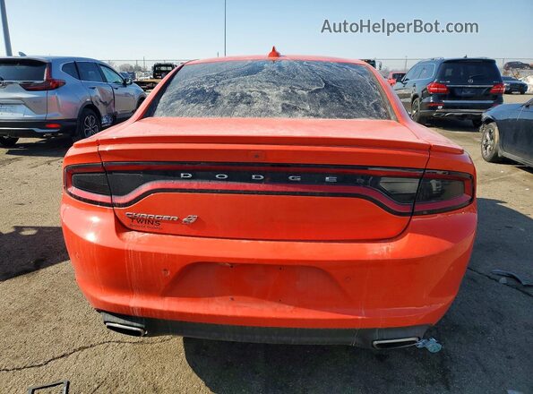 2C3CDXJG8JH174793 2018 DODGE CHARGER Оранжевый Вид сзади