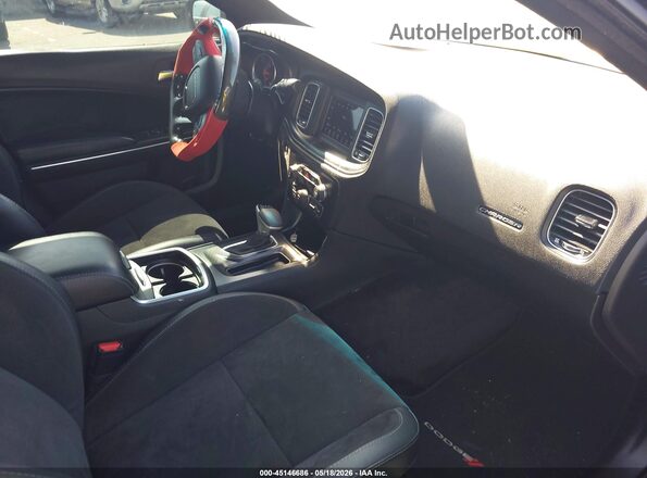 2C3CDXKT2GH260122 2016 DODGE CHARGER Черный Вид салона спереди