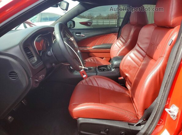 2C3CDXL9XNH195178 2022 DODGE CHARGER Красный Вид салона спереди