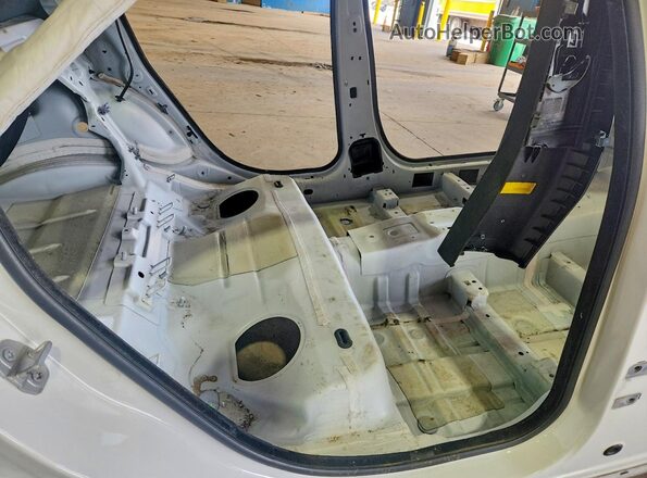 2C3CDXL9XNH210312 2022 DODGE CHARGER White უკანა სავარძლების ხედი