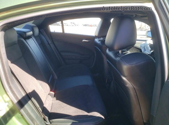 2C3CDXMG3PH705886 2023 DODGE CHARGER Зеленый Вид задних сидений