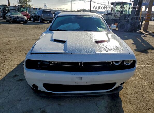 2C3CDZAG1GH312260 2016 DODGE CHALLENGER Белый Вид спереди