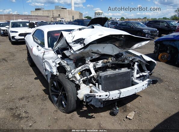 2C3CDZAG2HH509049 2017 DODGE CHALLENGER Белый Вид спереди