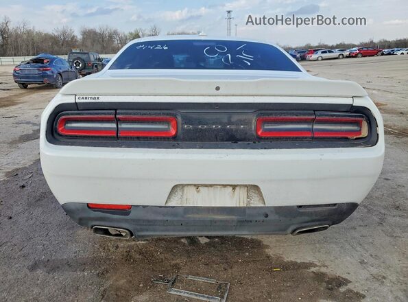 2C3CDZAG2HH561426 2017 DODGE CHALLENGER Белый Вид сзади