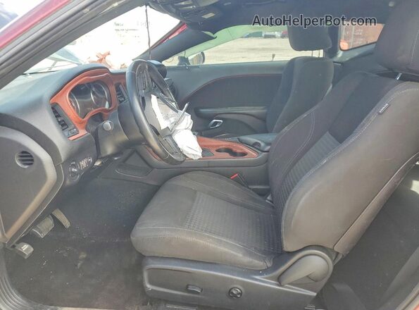 2C3CDZAG3KH723460 2019 DODGE CHALLENGER Красный Вид салона спереди