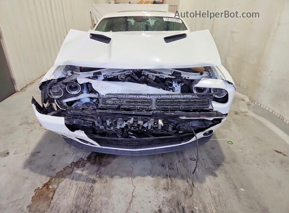 2C3CDZAG3NH174976 2022 DODGE CHALLENGER White Widok z przodu