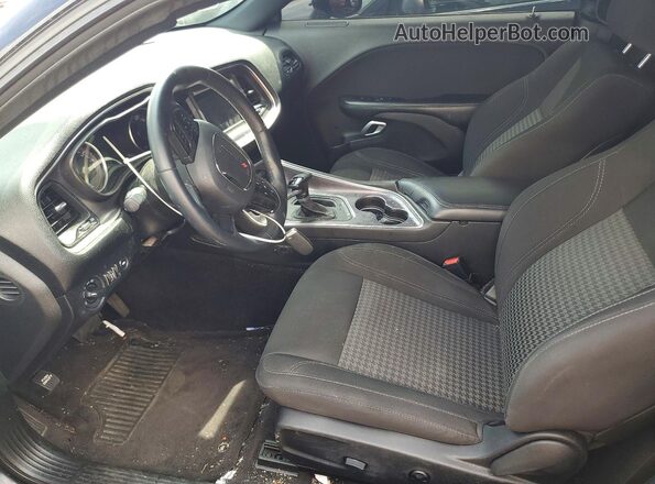 2C3CDZAG4JH245998 2018 DODGE CHALLENGER Черный Вид салона спереди