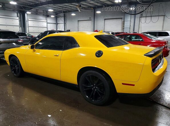 2C3CDZAG4JH322403 2018 DODGE CHALLENGER Желтый Задняя левая четверть