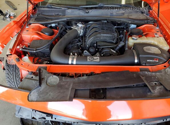 2C3CDZAG5GH321642 2016 DODGE CHALLENGER Orange Widok wnętrza z tyłu