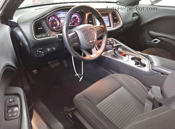 2C3CDZAG7MH599955 2021 DODGE CHALLENGER Серый Вид панели приборов