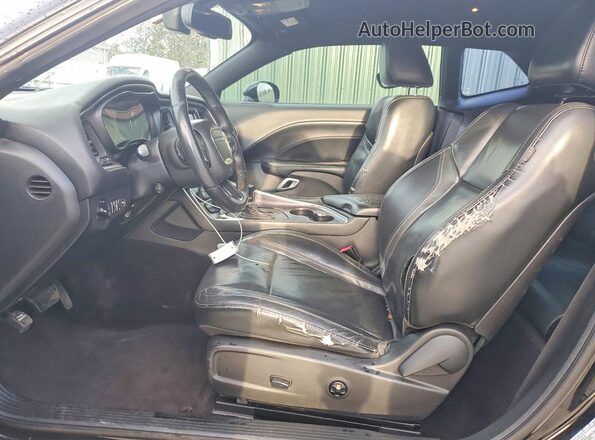2C3CDZAG9GH240319 2016 DODGE CHALLENGER Черный Вид салона спереди