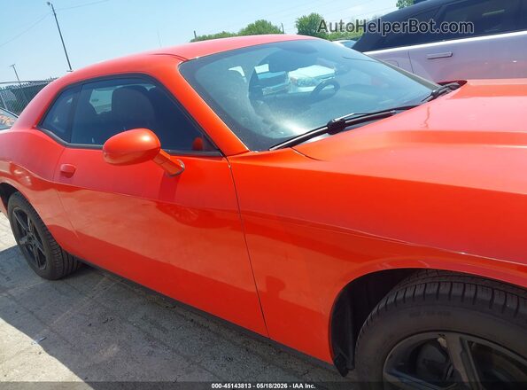 2C3CDZAG9GH306898 2016 DODGE CHALLENGER Оранжевый Вид задней части салона