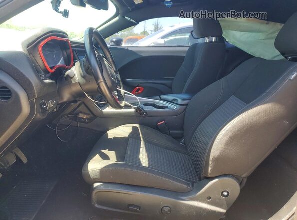 2C3CDZAG9LH149268 2020 DODGE CHALLENGER Black Front interior view