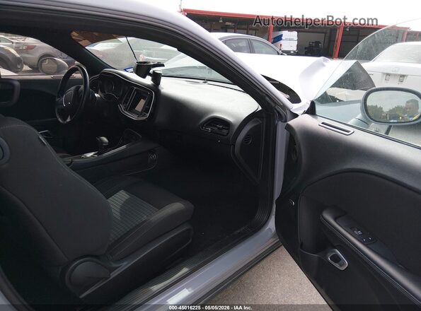 2C3CDZAGXNH165191 2022 DODGE CHALLENGER Серый Вид салона спереди