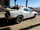 2017 Dodge Challenger R Белый vin: 2C3CDZBT1HH594865