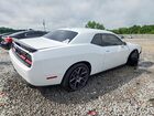 2017 Dodge Challenger R Белый vin: 2C3CDZBT1HH613897