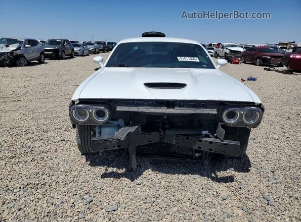 2C3CDZBT1MH526527 2021 DODGE CHALLENGER Белый Вид спереди