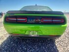 2017 Dodge Challenger R Зеленый vin: 2C3CDZBT3HH601136