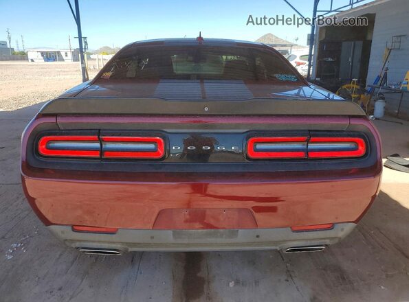 2C3CDZBT3JH288627 2018 DODGE CHALLENGER Красный Вид сзади