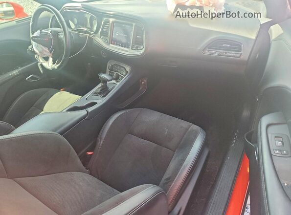 2C3CDZBT3PH634457 2023 DODGE CHALLENGER Оранжевый Вид панели приборов