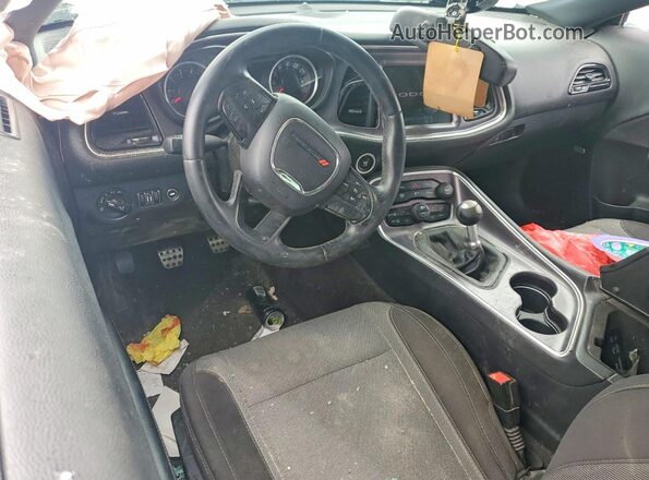 2C3CDZBT4GH264992 2016 DODGE CHALLENGER Белый Вид панели приборов