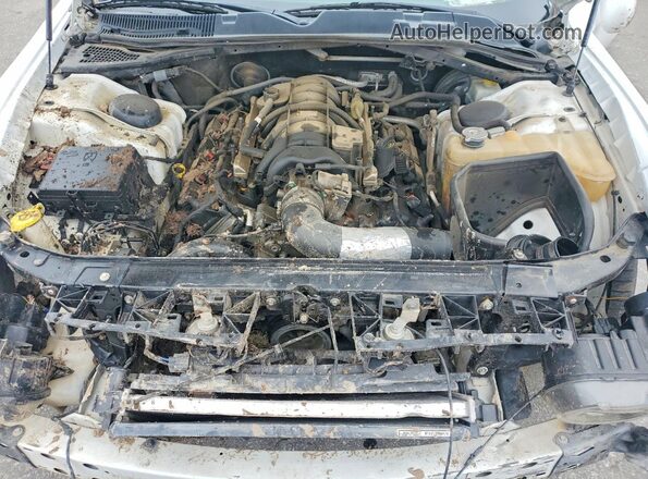 2C3CDZBT4GH264992 2016 DODGE CHALLENGER Белый Вид задней части салона