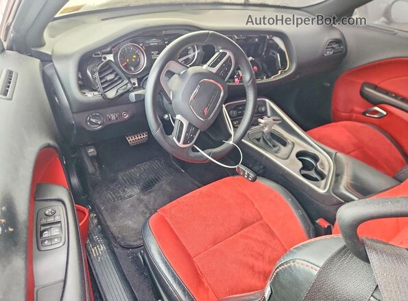 2C3CDZBT9JH199340 2018 DODGE CHALLENGER Black Առջևի վահանակի տեսք