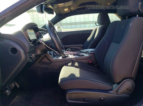 2C3CDZBTXJH225086 2018 DODGE CHALLENGER Белый Вид салона спереди