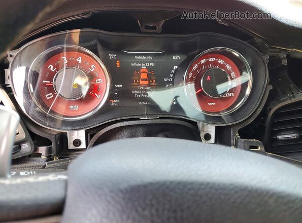 2C3CDZC91HH527377 2017 DODGE CHALLENGER Red Widok zestawu wskaźników
