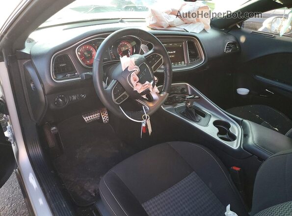 2C3CDZC91NH229570 2022 DODGE CHALLENGER Серебряный Вид панели приборов