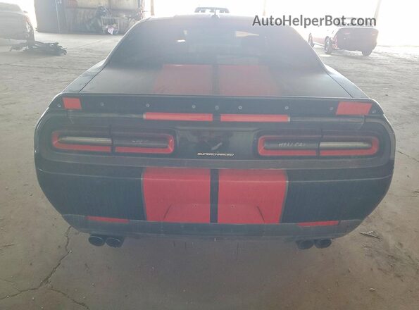 2C3CDZC92GH245067 2016 DODGE CHALLENGER Black Widok z tyłu