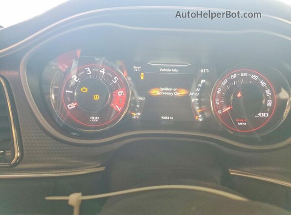 2C3CDZC93GH352385 2016 DODGE CHALLENGER Красный Вид щитка приборов