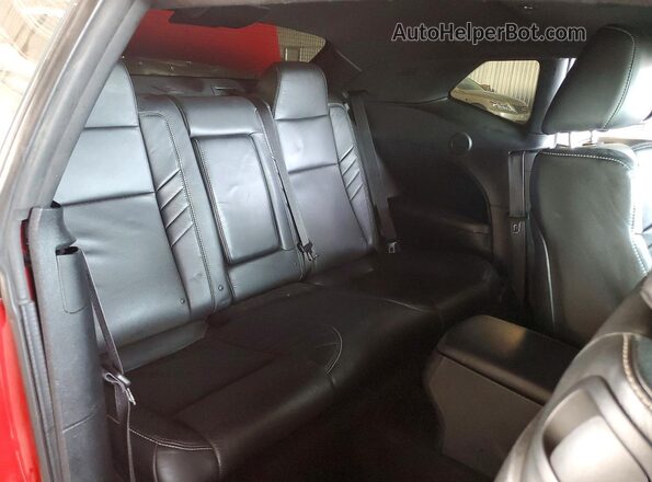 2C3CDZC93GH352385 2016 DODGE CHALLENGER Красный Вид задних сидений