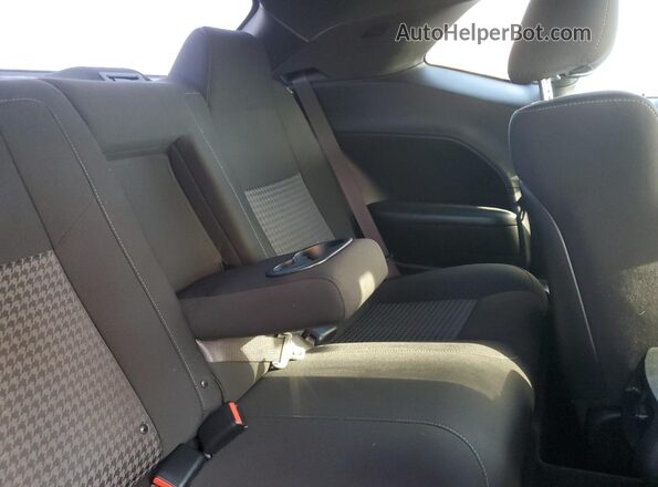 2C3CDZFJ0MH680526 2021 DODGE CHALLENGER Черный Вид задних сидений