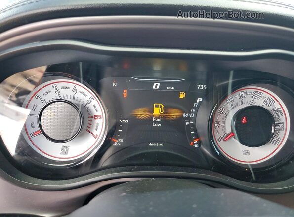 2C3CDZFJ1PH526833 2023 DODGE CHALLENGER Оранжевый Вид щитка приборов