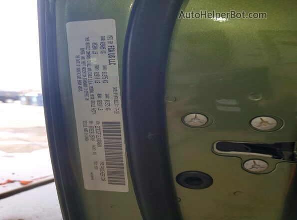 2C3CDZFJ2JH334604 2018 DODGE CHALLENGER Green Вид підкапотного простору
