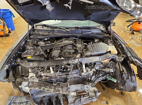 2C3CDZFJ2MH615791 2021 DODGE CHALLENGER Черный Вид задней части салона