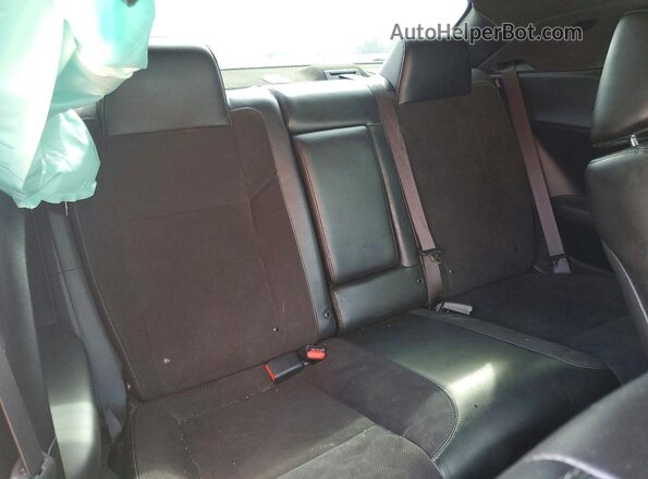 2C3CDZFJ3PH686132 2023 DODGE CHALLENGER Silver Vista de los asientos traseros