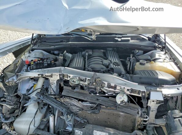 2C3CDZFJ3PH686132 2023 DODGE CHALLENGER Silver Vista interior trasera