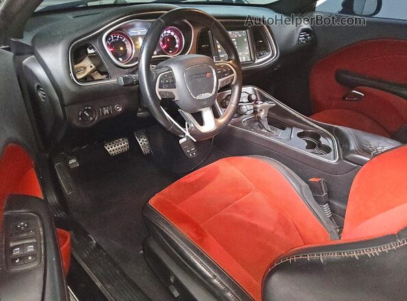 2C3CDZFJ6GH316793 2016 DODGE CHALLENGER Black Widok deski rozdzielczej