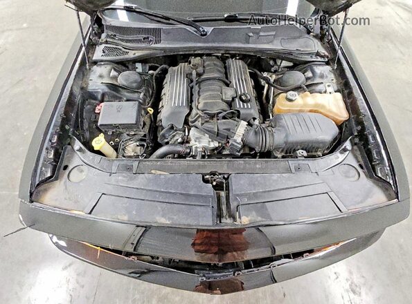 2C3CDZFJ6GH316793 2016 DODGE CHALLENGER Black Widok wnętrza z tyłu