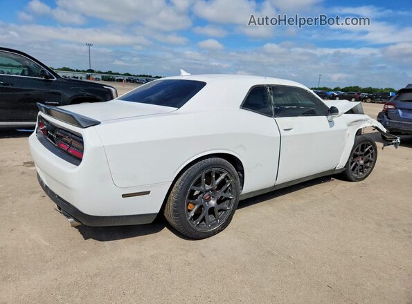 2C3CDZFJ6JH202428 2018 DODGE CHALLENGER White Trasero derecho