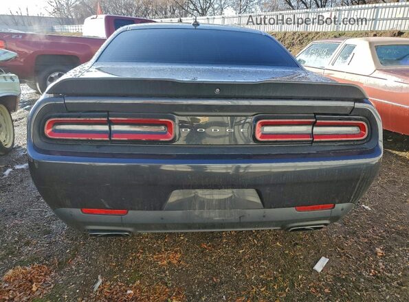 2C3CDZFJ8JH310033 2018 DODGE CHALLENGER Серый Вид сзади