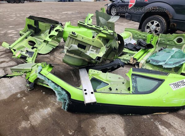 2C3CDZFJ9PH650493 2023 DODGE CHALLENGER Green Vista de los asientos traseros
