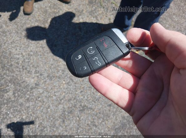 2C3CDZFJXJH246237 2018 DODGE CHALLENGER Серый Вид панели приборов