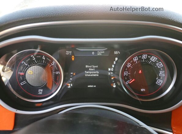 2C3CDZGG4JH257429 2018 DODGE CHALLENGER White Vista del cuadro de instrumentos