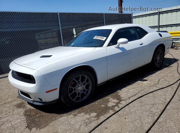 2C3CDZGG7JH288996 2018 DODGE CHALLENGER Белый Передняя левая четверть