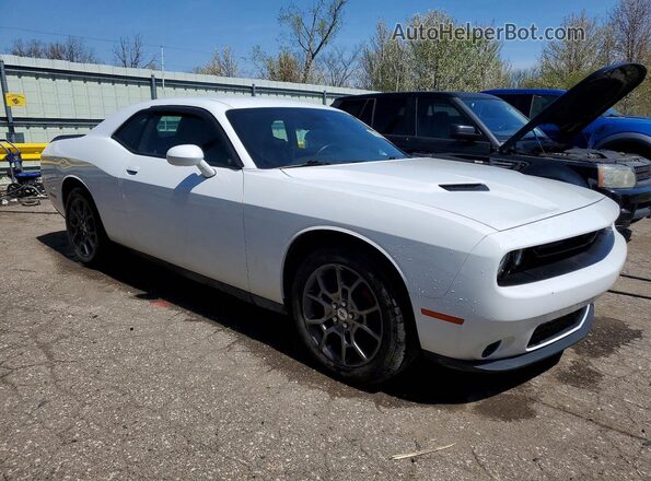 2C3CDZGG7JH288996 2018 DODGE CHALLENGER Белый Передняя правая четверть