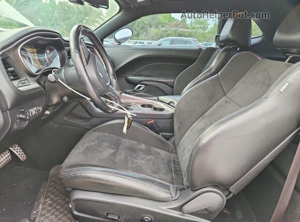 2C3CDZJG8LH227250 2020 DODGE CHALLENGER Black Widok wnętrza z przodu